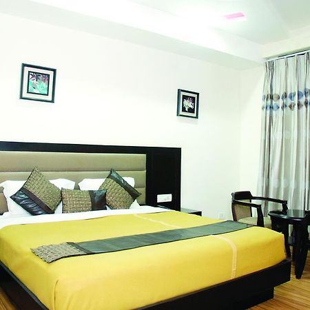 Chandīgarh Hotel Orbit 34 מראה חיצוני תמונה