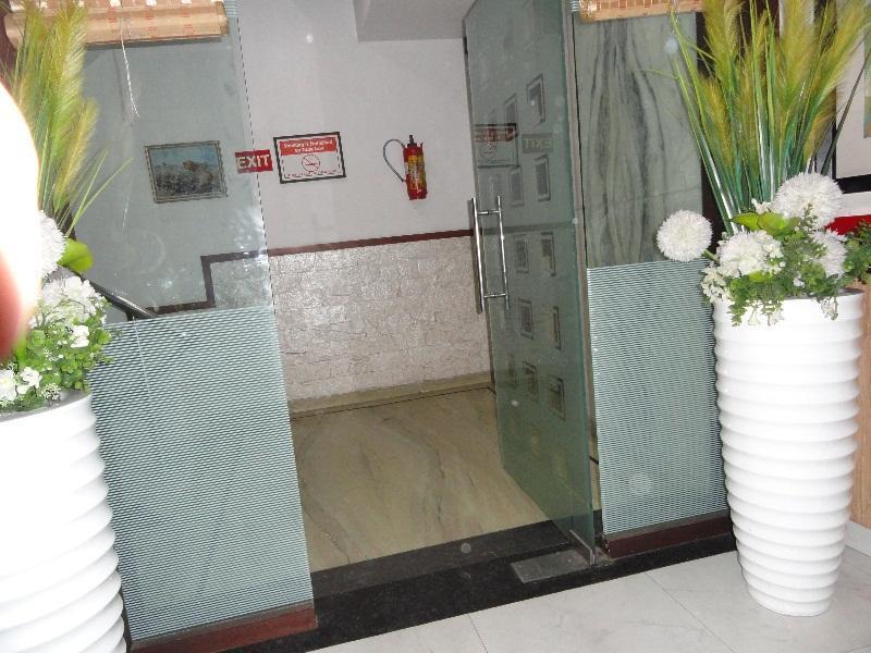 Chandīgarh Hotel Orbit 34 מראה חיצוני תמונה
