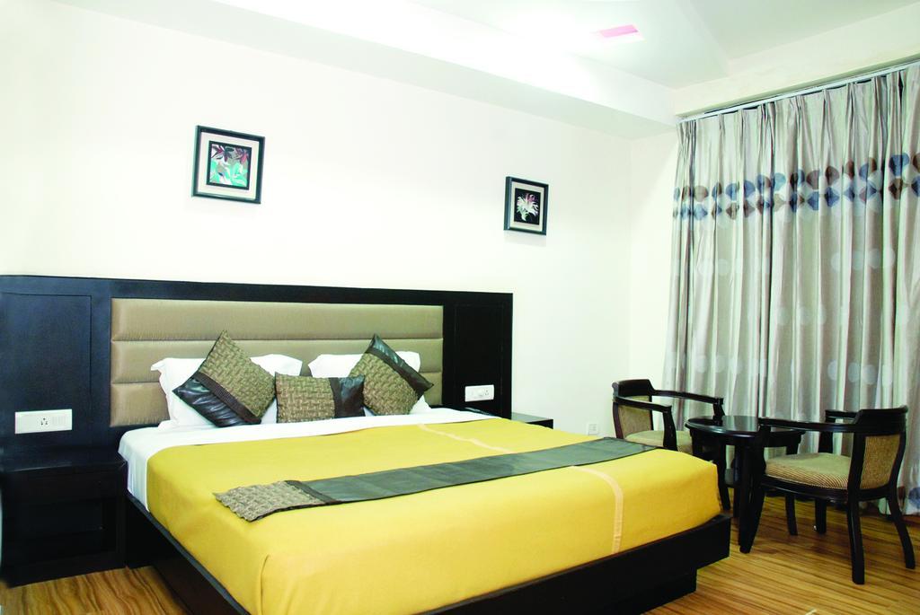 Chandīgarh Hotel Orbit 34 מראה חיצוני תמונה